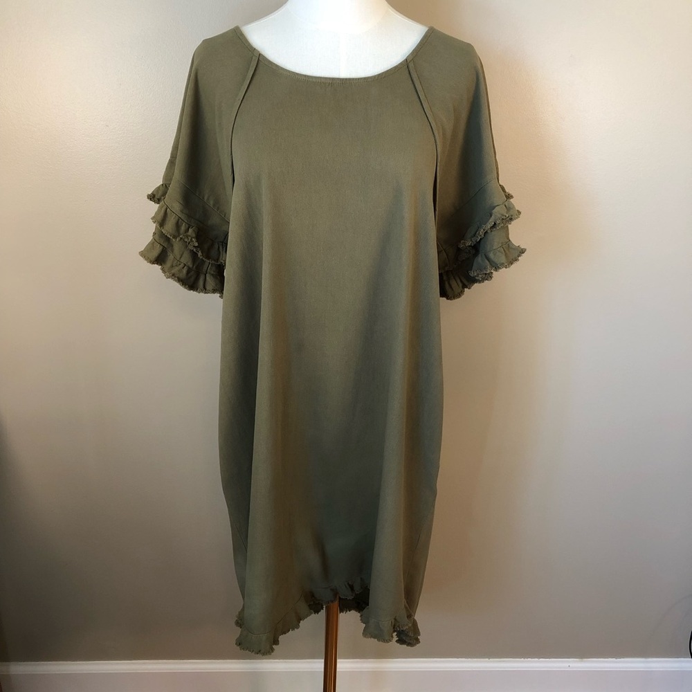Umgee Olive Green Frayed Ruffle Hem & Sleeves Size S